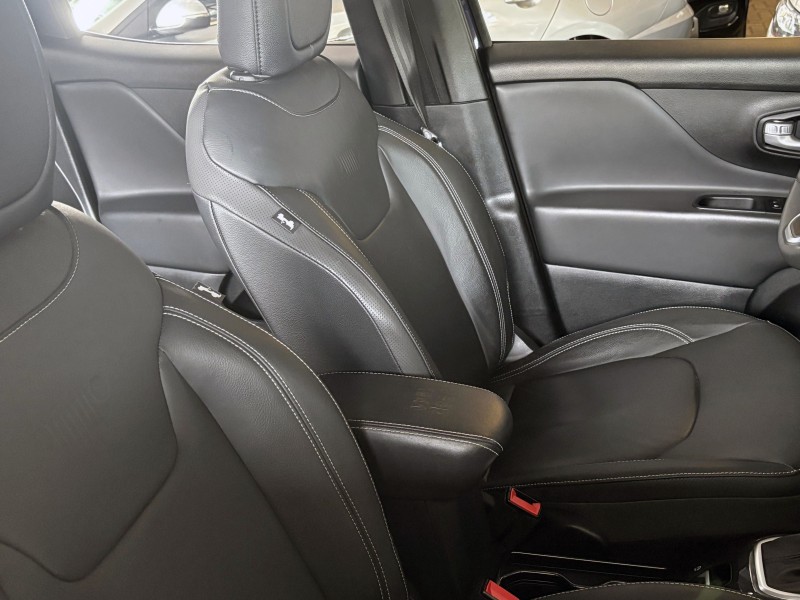 RENEGADE 1.3 LONGITUDE T270 16V TURBO FLEX 4P AUTOMÁTICO - 2024 - FARROUPILHA