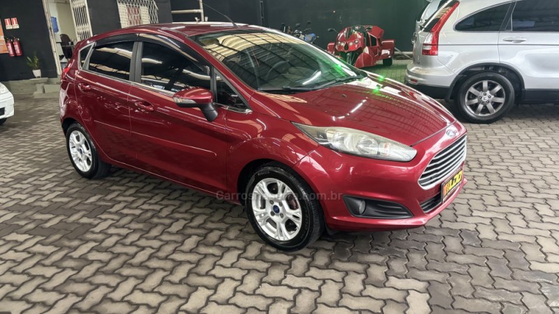 fiesta 1.6 se hatch 16v flex 4p manual 2016 caxias do sul