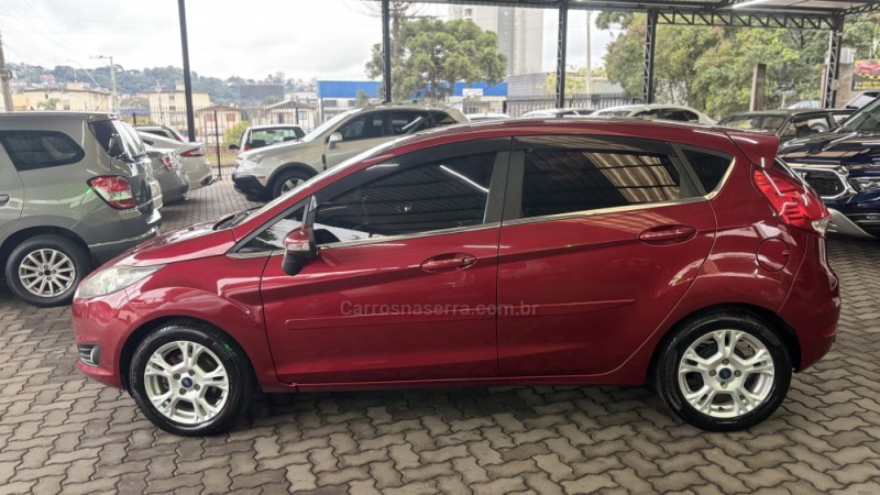 FIESTA 1.6 SE HATCH 16V FLEX 4P MANUAL - 2016 - CAXIAS DO SUL