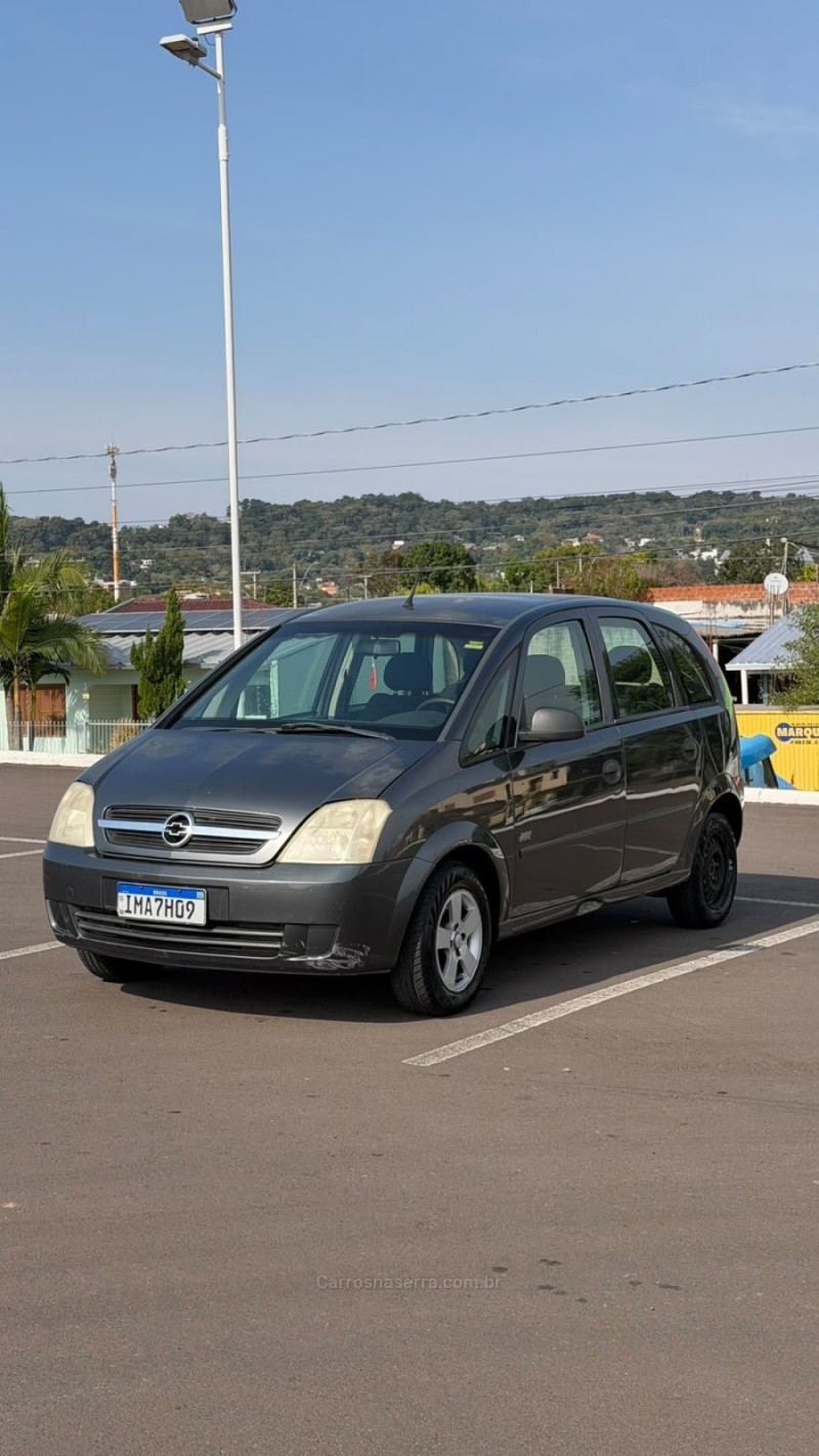 MERIVA 1.8 MPFI JOY 8V FLEX 4P MANUAL - 2005 - SANTA CRUZ DO SUL