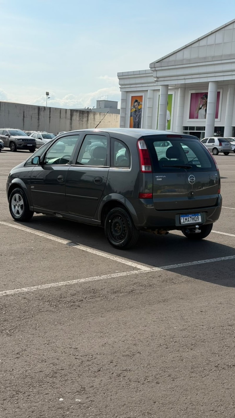 MERIVA 1.8 MPFI JOY 8V FLEX 4P MANUAL - 2005 - SANTA CRUZ DO SUL