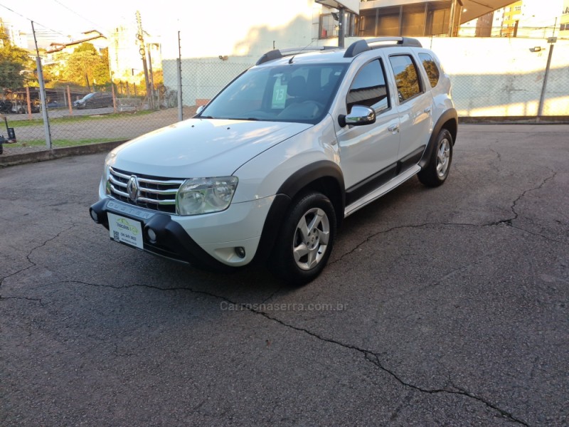 DUSTER 2.0 DYNAMIQUE 4X2 16V FLEX 4P AUTOMÁTICO - 2013 - BENTO GONçALVES