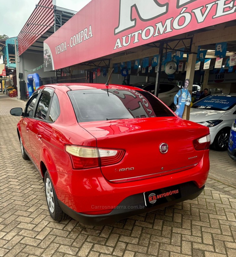 SIENA 1.4 MPI ATTRACTIVE 8V FLEX 4P MANUAL - 2013 - PAROBé