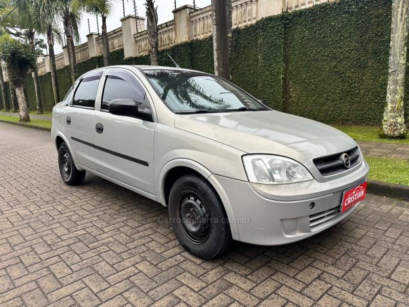 CORSA 1.0 MPFI SEDAN 8V GASOLINA 4P MANUAL - 2004 - CAXIAS DO SUL