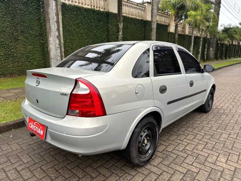 CORSA 1.0 MPFI SEDAN 8V GASOLINA 4P MANUAL - 2004 - CAXIAS DO SUL