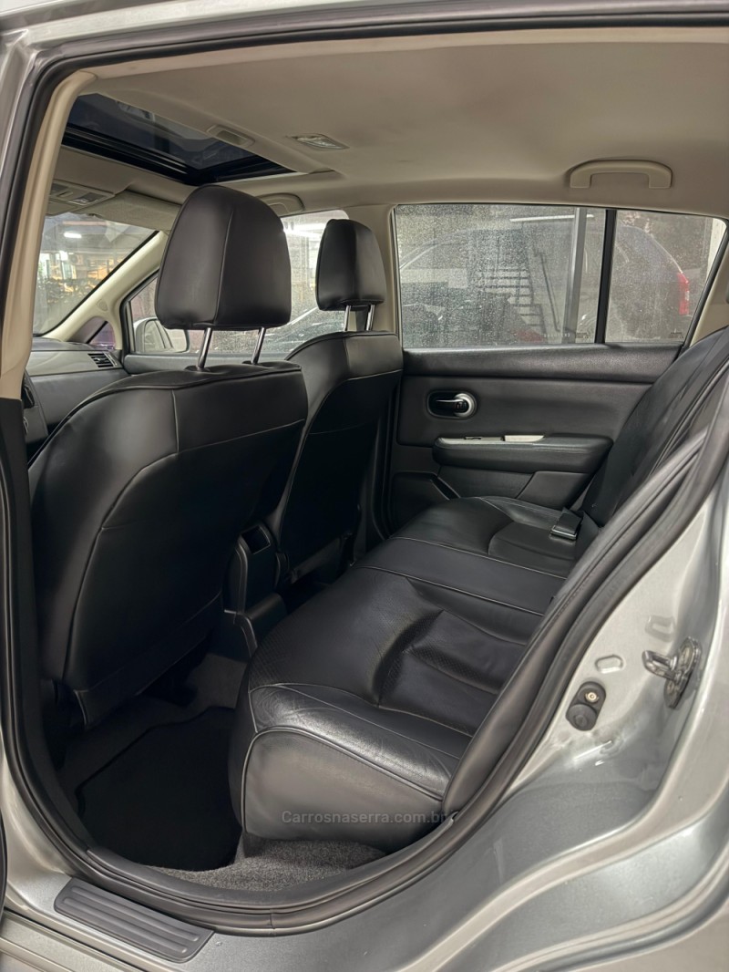 TIIDA 1.8 SL 16V FLEX 4P AUTOMÁTICO - 2012 - SANTA CRUZ DO SUL
