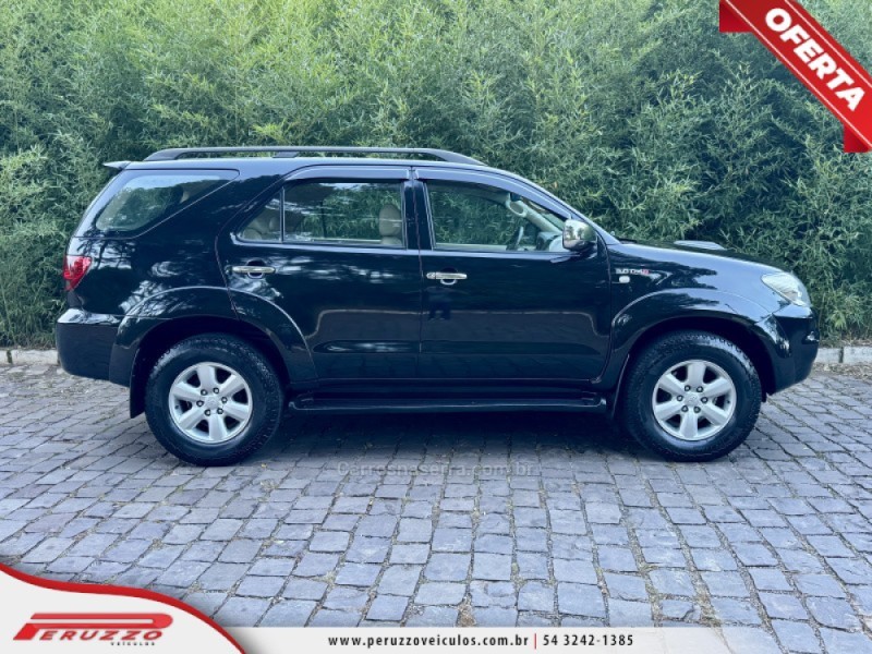 HILUX SW4 3.0 SRV 4X4 16V TURBO INTERCOOLER DIESEL 4P AUTOMÁTICO - 2007 - NOVA PRATA