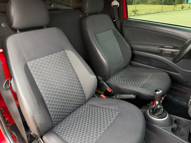 SAVEIRO 1.6 CL CS 8V GASOLINA 2P MANUAL - 2015 - IVOTI