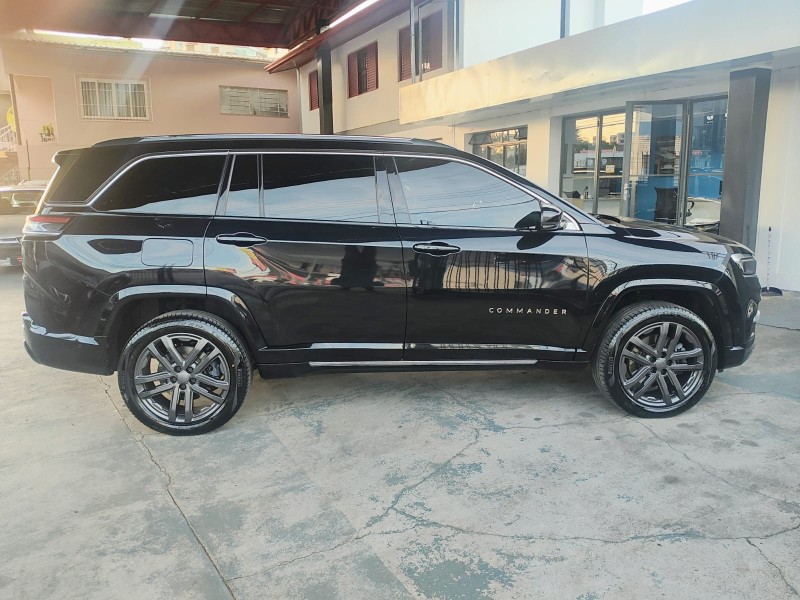 COMMANDER 2.0 OVERLAND HURRICANE 4X4 TURBO GASOLINA 4P AUTOMÁTICO - 2025 - CAXIAS DO SUL