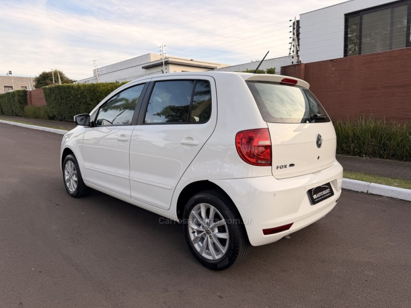 FOX 1.0 MI 8V FLEX 4P MANUAL - 2014 - SãO LEOPOLDO