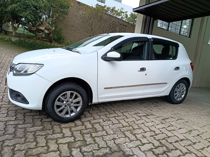 SANDERO 1.0 EXPRESSION 16V FLEX 4P MANUAL - 2017 - CAXIAS DO SUL
