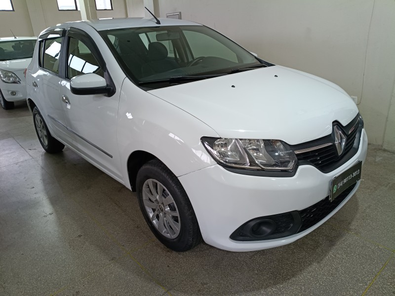 SANDERO 1.0 EXPRESSION 16V FLEX 4P MANUAL - 2017 - CAXIAS DO SUL