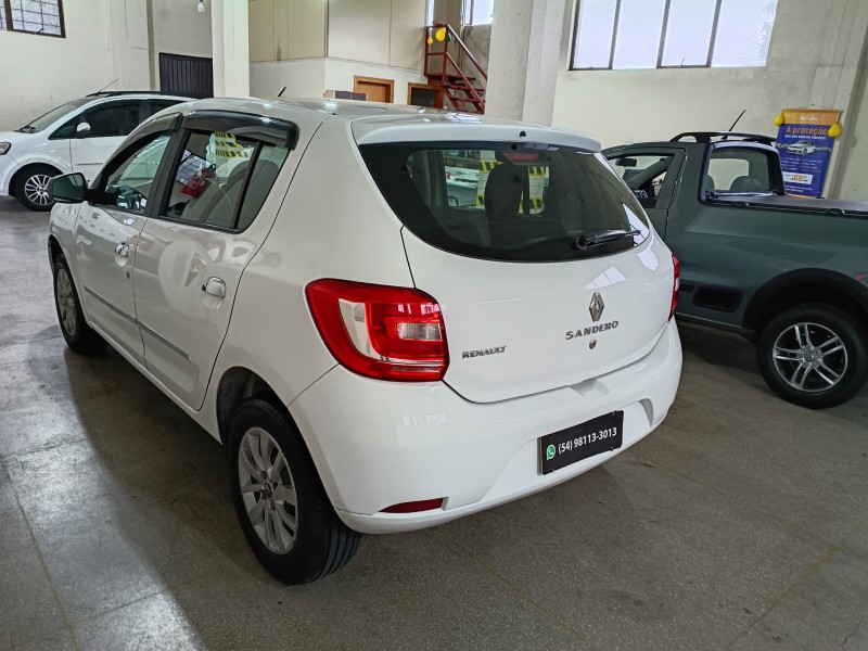 SANDERO 1.0 EXPRESSION 16V FLEX 4P MANUAL - 2017 - CAXIAS DO SUL