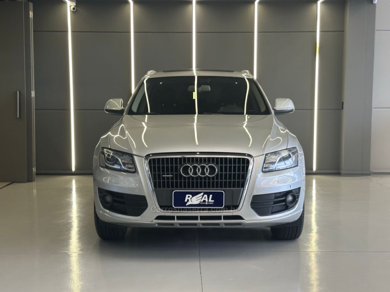 Q5 2.0 TSFI QUATTRO S TRONIC 16V GASOLINA 4P AUTOMÁTICO - 2017 - SAPIRANGA