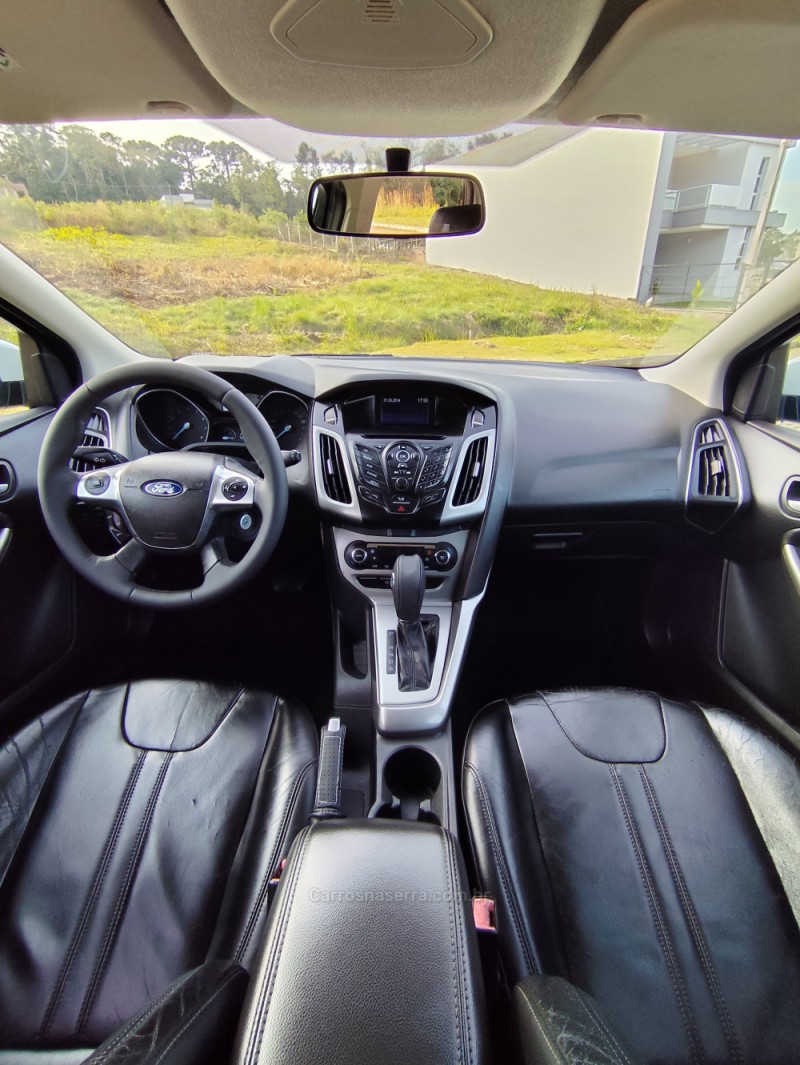 FOCUS 2.0 16V FLEX 4P AUTOMÁTICO - 2015 - GUAPORé