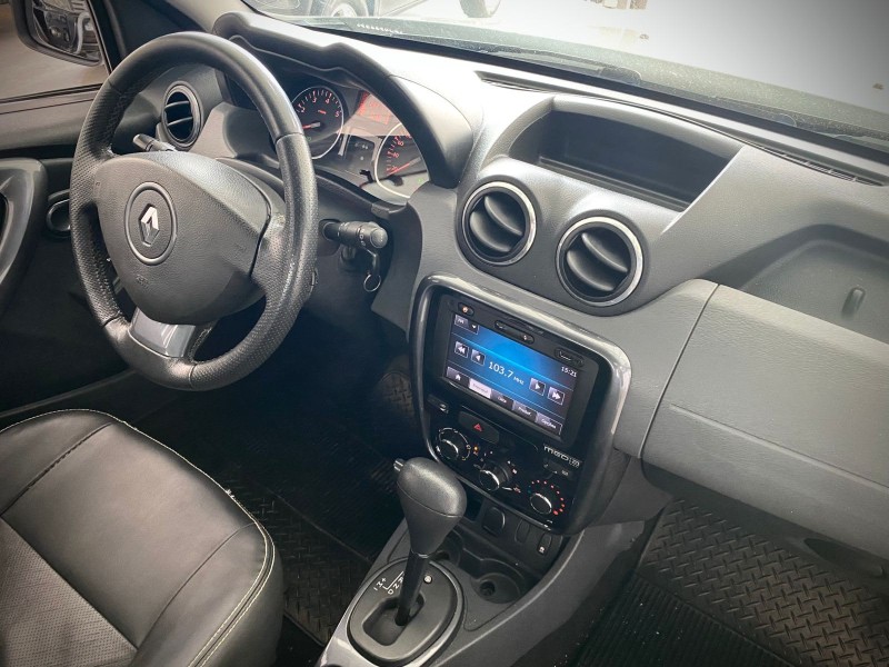 DUSTER 2.0 DYNAMIQUE 4X2 16V FLEX 4P AUTOMÁTICO - 2015 - LAJEADO