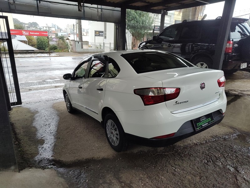 SIENA 1.0 MPI ATTRACTIVE 8V FLEX 4P MANUAL - 2018 - CAXIAS DO SUL