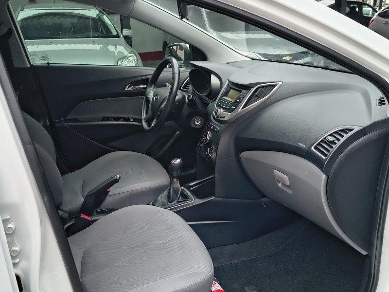 HB20S 1.6 PREMIUM 16V FLEX 4P MANUAL - 2015 - CAXIAS DO SUL