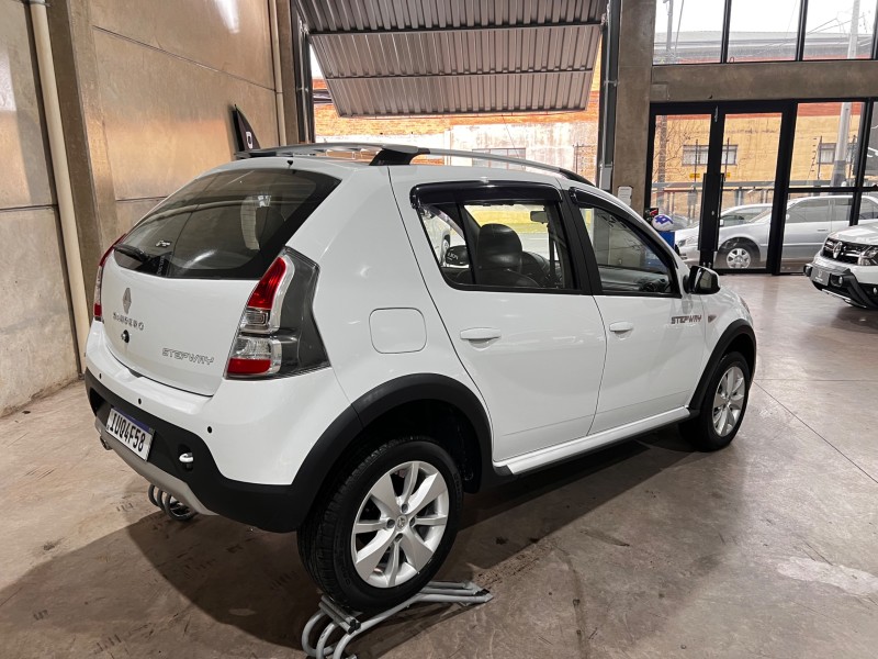 SANDERO 1.6 STEPWAY 16V FLEX 4P AUTOMÁTICO - 2014 - CAXIAS DO SUL