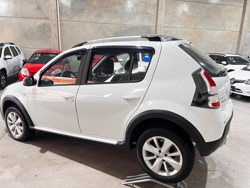 SANDERO 1.6 STEPWAY 16V FLEX 4P AUTOMÁTICO - 2014 - CAXIAS DO SUL