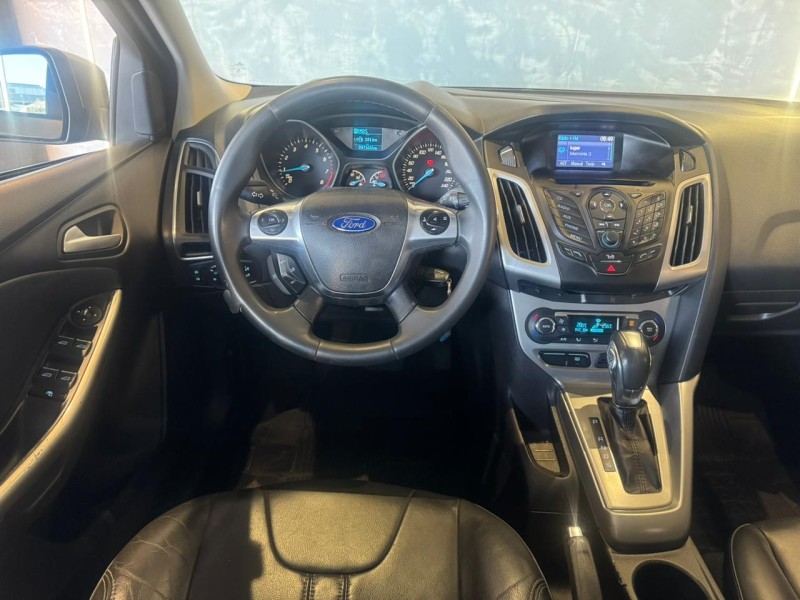FOCUS 2.0 SE PLUS 16V FLEX 4P AUTOMÁTICO - 2015 - CAXIAS DO SUL