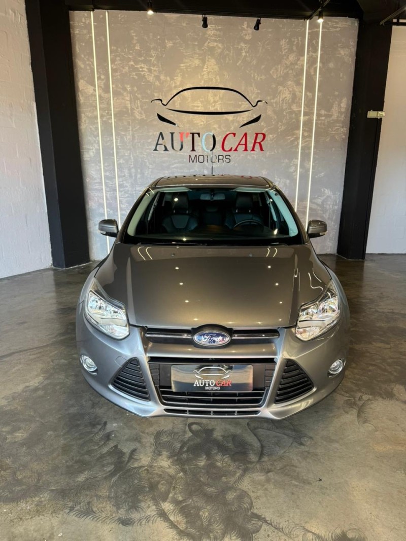 FOCUS 2.0 SE PLUS 16V FLEX 4P AUTOMÁTICO - 2015 - CAXIAS DO SUL
