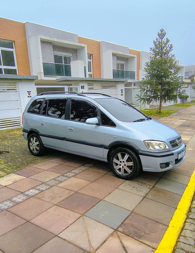ZAFIRA 2.0 MPFI ELITE 8V FLEX 4P AUTOMÁTICO - 2010 - FARROUPILHA