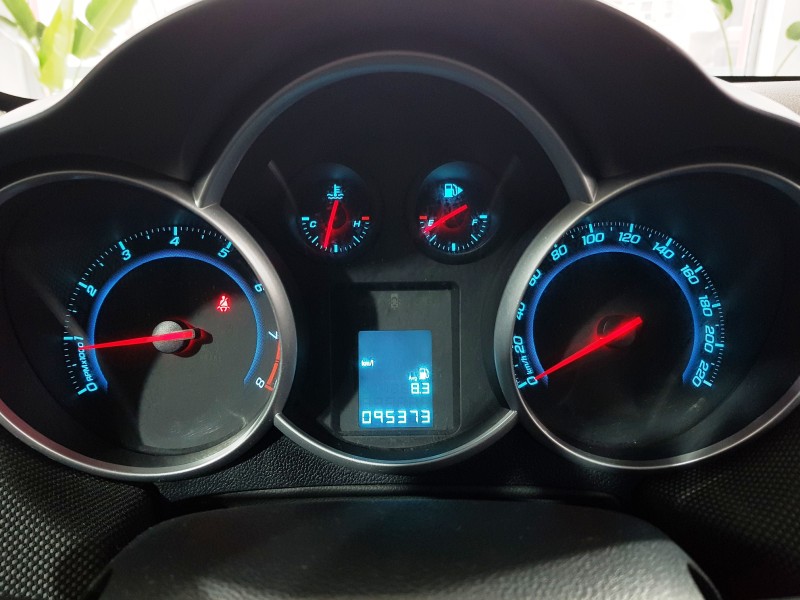 CRUZE 1.8 LT 16V FLEX 4P MANUAL - 2014 - CAXIAS DO SUL