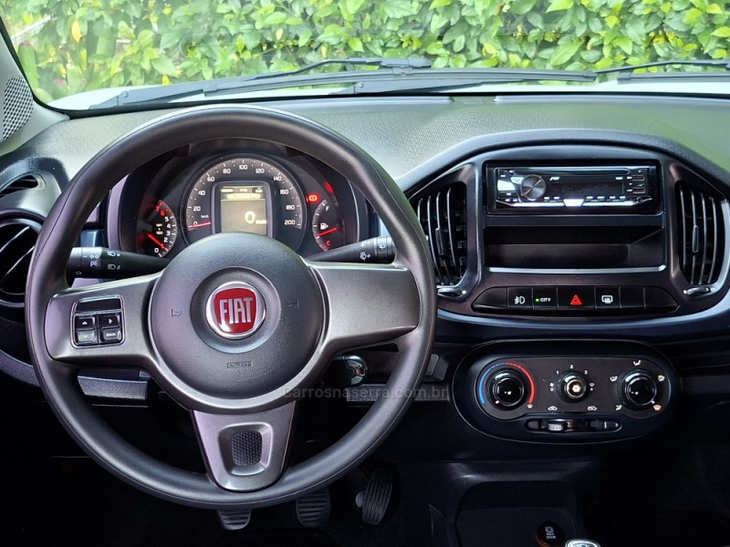 UNO 1.0 EVO ATTRACTIVE 8V FLEX 4P MANUAL - 2017 - ROLANTE
