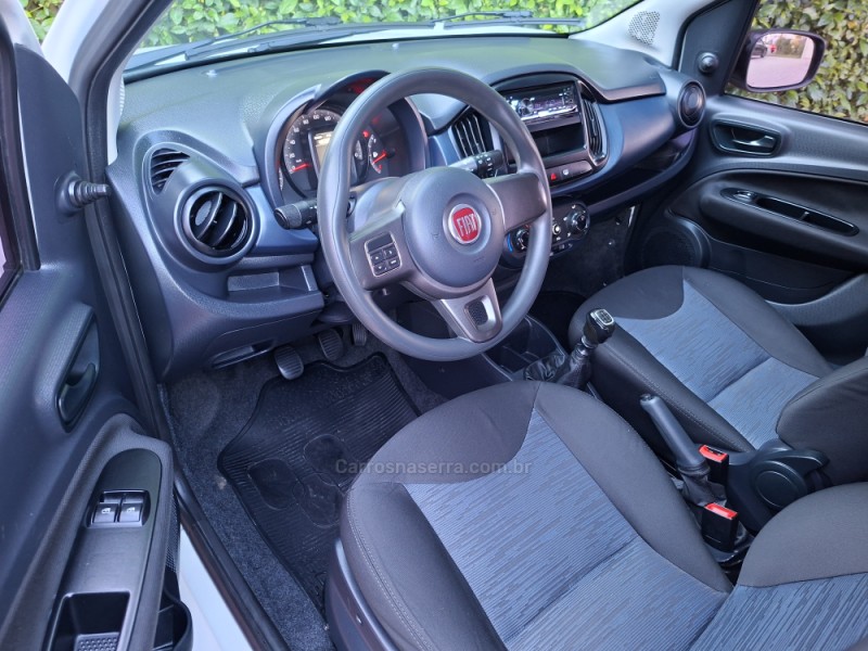 UNO 1.0 EVO ATTRACTIVE 8V FLEX 4P MANUAL - 2017 - ROLANTE