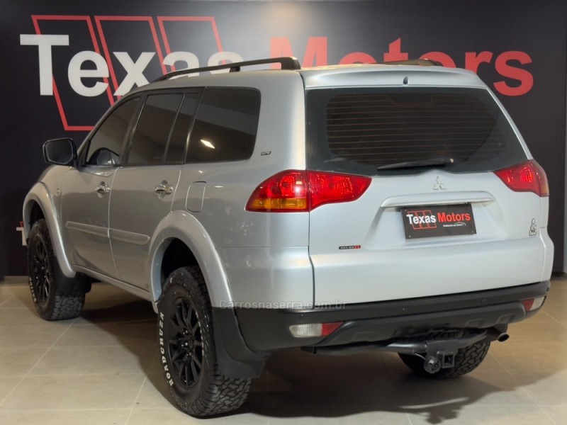 PAJERO DAKAR 3.2 4X4 16V 7 LUGARES TURBO INTERCOOLER DIESEL 4P AUTOMÁTICO - 2010 - NOVO HAMBURGO