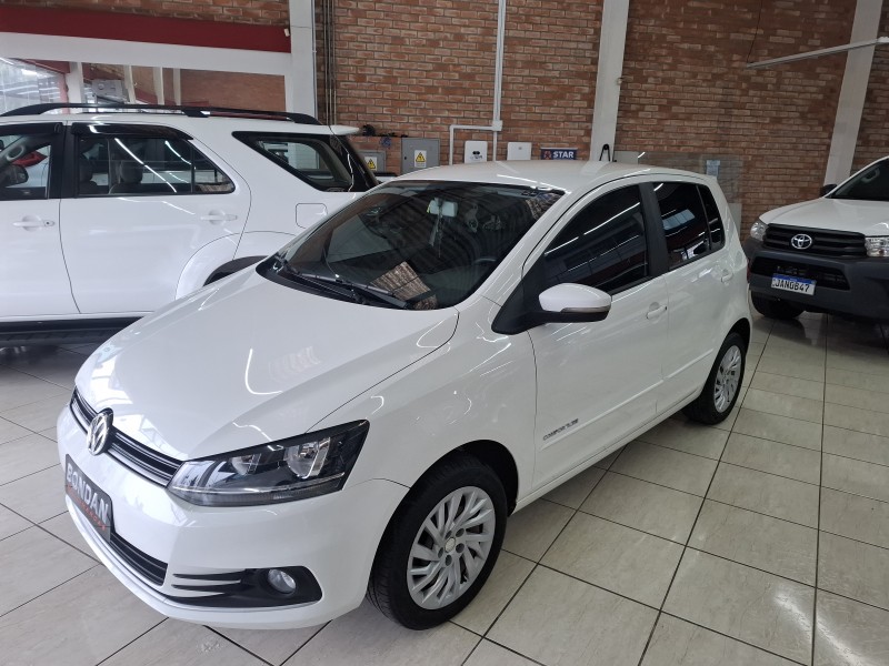 FOX 1.0 MI COMFORTLINE 8V FLEX 4P MANUAL - 2017 - FARROUPILHA
