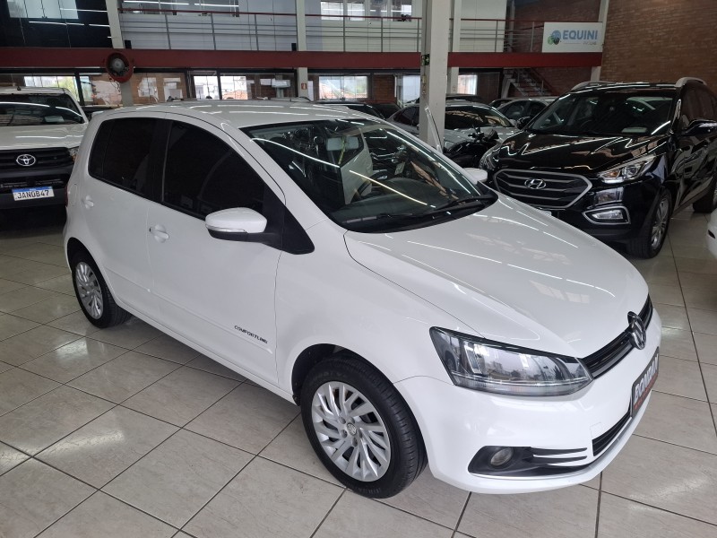 FOX 1.0 MI COMFORTLINE 8V FLEX 4P MANUAL - 2017 - FARROUPILHA