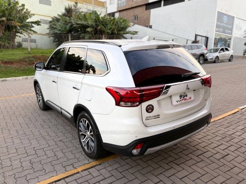 OUTLANDER 2.2 4X4 16V DIESEL 4P AUTOMÁTICO - 2016 - FELIZ