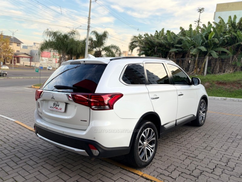 OUTLANDER 2.2 4X4 16V DIESEL 4P AUTOMÁTICO - 2016 - FELIZ