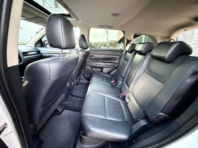 OUTLANDER 2.2 4X4 16V DIESEL 4P AUTOMÁTICO - 2016 - FELIZ