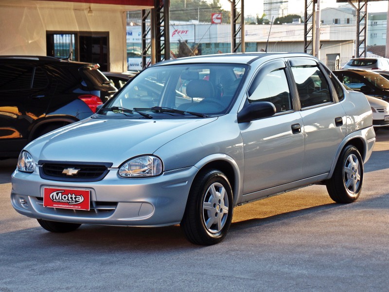 CLASSIC 1.0 MPFI 8V GASOLINA 4P MANUAL - 2010 - CAXIAS DO SUL