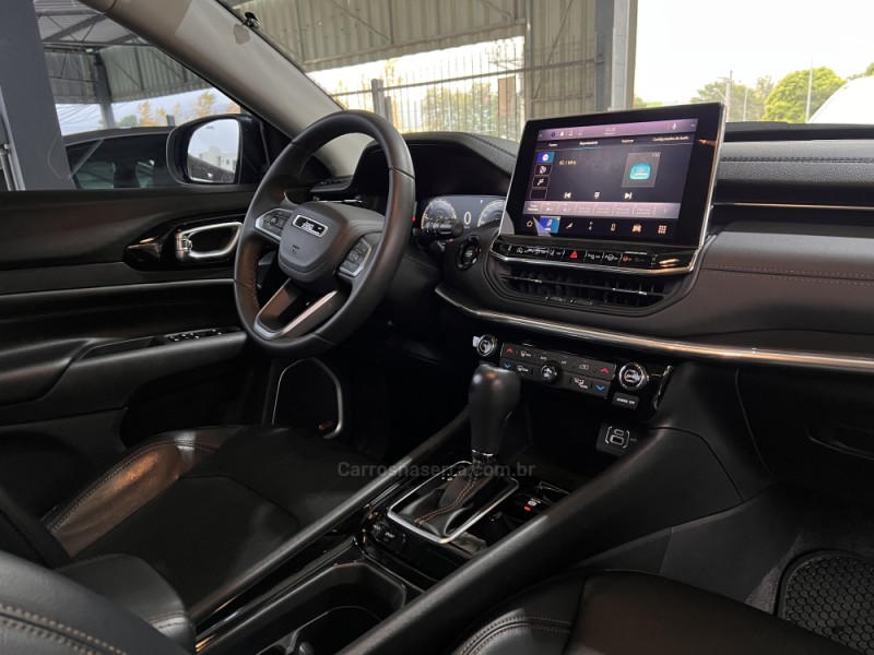 COMPASS 1.3 LIMITED T270 16V TURBO FLEX 4P AUTOMÁTICO - 2023 - BOM PRINCíPIO