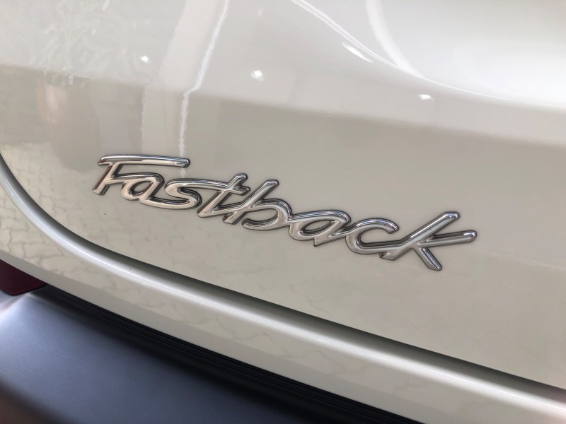 FASTBACK 1.0 200 TURBO DRIVE FLEX 4P AUTOMÁTICO - 2026 - VALE REAL