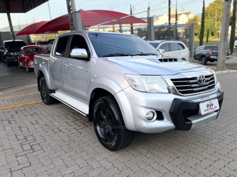 HILUX 3.0 SRV 4X4 CD 16V TURBO INTERCOOLER DIESEL 4P AUTOMÁTICO - 2015 - FELIZ