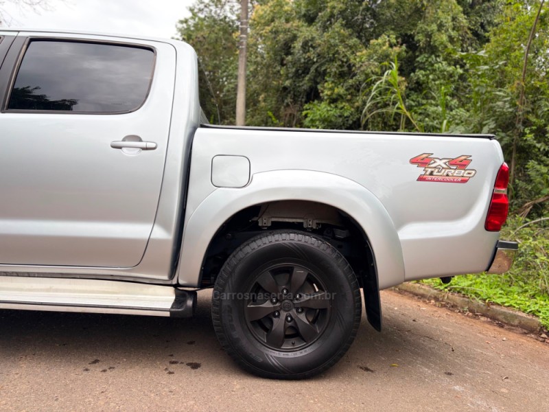 HILUX 3.0 SRV 4X4 CD 16V TURBO INTERCOOLER DIESEL 4P AUTOMÁTICO - 2015 - FELIZ