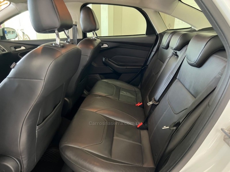 FOCUS 2.0 TITANIUM SEDAN 16V FLEX 4P AUTOMÁTICO - 2016 - TAQUARA