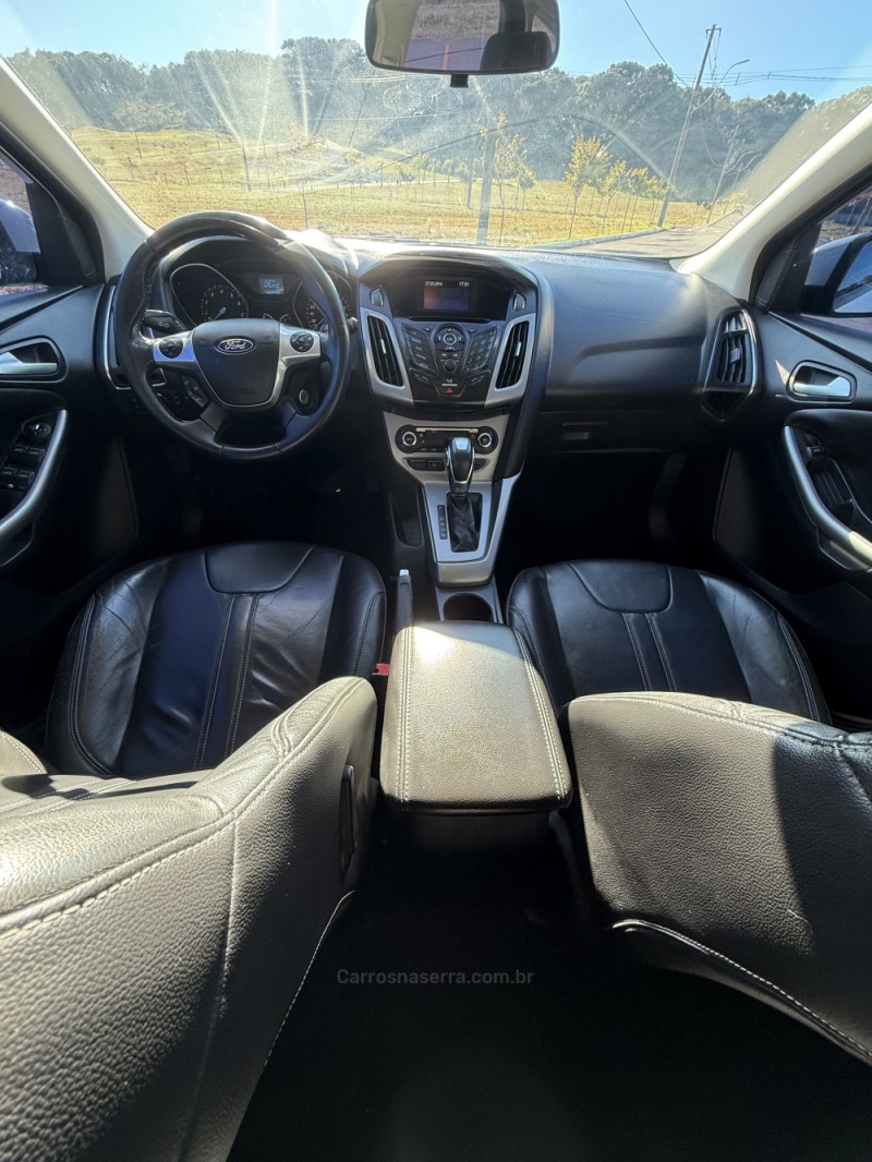 FOCUS 2.0 SE 16V FLEX 4P AUTOMÁTICO - 2015 - CARLOS BARBOSA