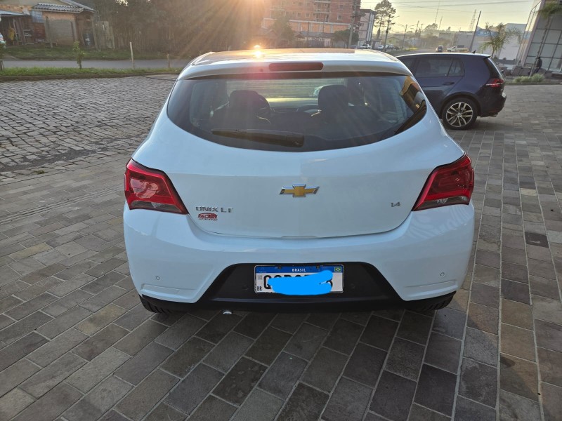 ONIX 1.4 MPFI LT 8V FLEX 4P MANUAL - 2019 - VACARIA
