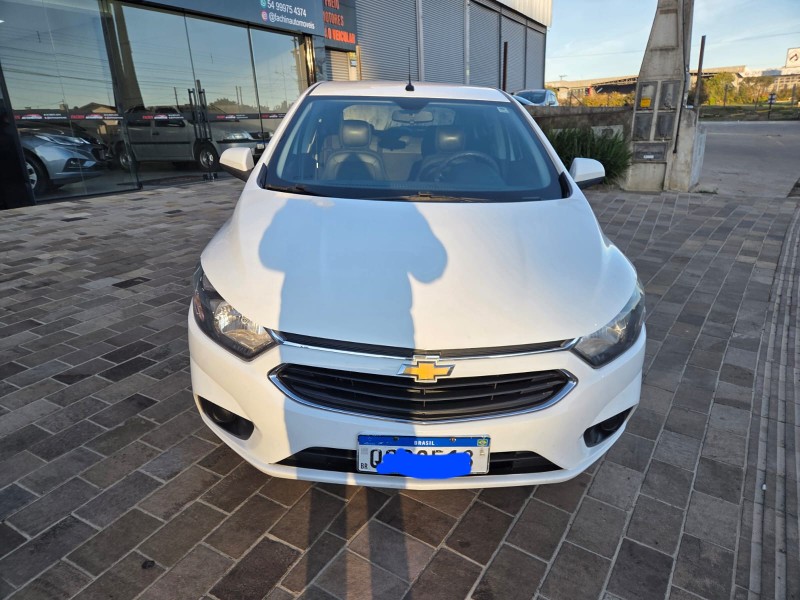 ONIX 1.4 MPFI LT 8V FLEX 4P MANUAL - 2019 - VACARIA