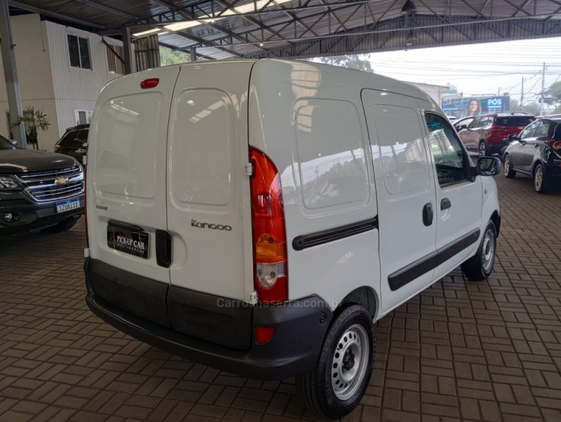 KANGOO 1.6 EXPRESS 16V FLEX 4P MANUAL - 2016 - CAXIAS DO SUL