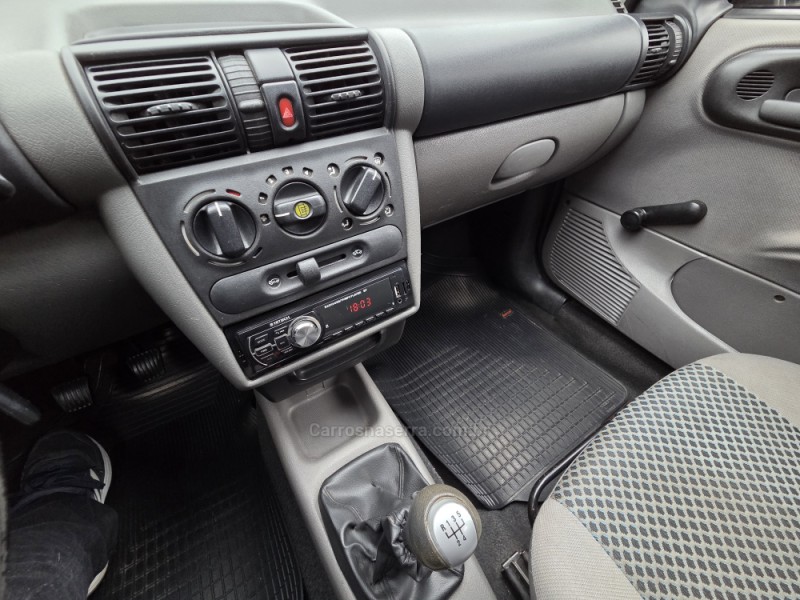 CLASSIC 1.0 VHC LS 8V FLEX 4P MANUAL - 2011 - PICADA CAFé