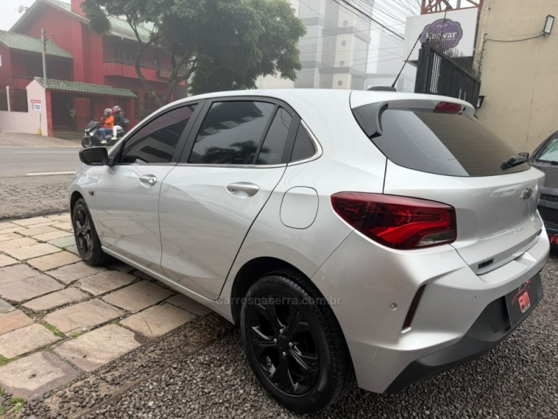 ONIX 1.0 PREMIER II 12V TURBO FLEX 4P AUTOMÁTICO - 2022 - CAXIAS DO SUL