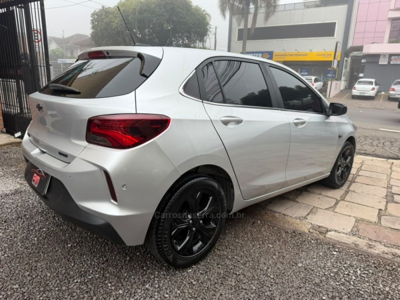 ONIX 1.0 PREMIER II 12V TURBO FLEX 4P AUTOMÁTICO - 2022 - CAXIAS DO SUL