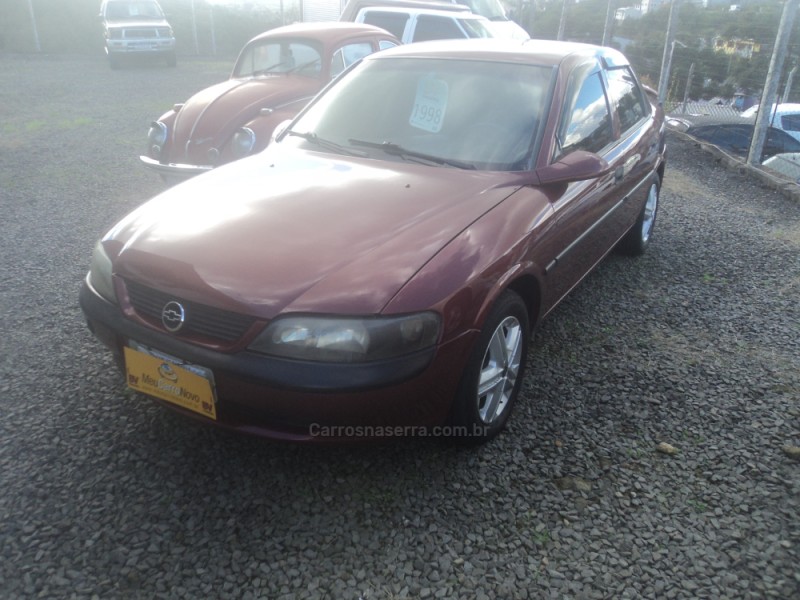 VECTRA 2.0 MPFI GLS 8V GASOLINA 4P MANUAL - 1998 - FARROUPILHA